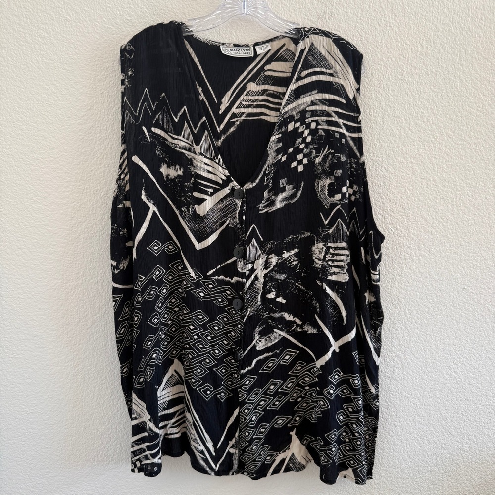 Vintage Kloz Lyne Plus Black Cream Abstract Geometric Rayon Button Front Top